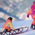किंडरगार्टन में शीतकालीन और नए साल के खेल, सांता क्लॉज़ के साथ नए साल के आउटडोर खेल