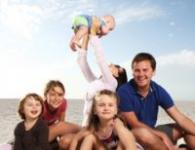 कई बच्चों वाले माता-पिता को छुट्टी प्रदान करने की सुविधाएँ