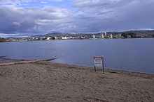Озеро берли-гриффин и мемориал джеймса кука